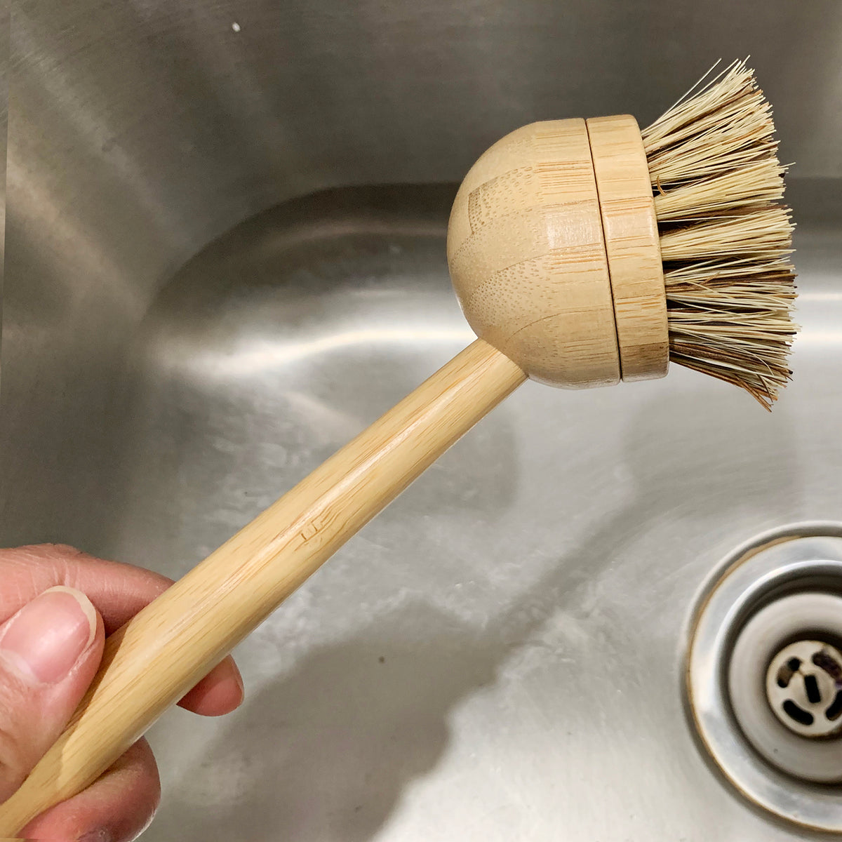 Long Coconut Dish Brush for Kitchen Bathroom Cleaning Produce Washing –  JUNELILYBEAUTY